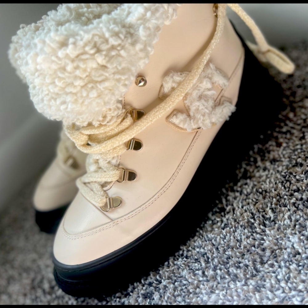 Chanel Ankle Boot Black & Cream Size:40 Brand New never worn